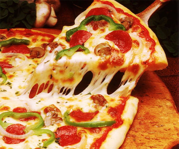 صورة طريقة عمل البيتزا لذيذه سريعه وسهله pictures arabian pizza recipes in arabic food recipe easy