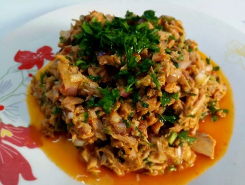 http://www.encyclopediacooking.com/food-recipes-photos/arabic-food-cooking-recipes-in-arabic-how-to-make-tuna-stuffed-filling15.jpg
