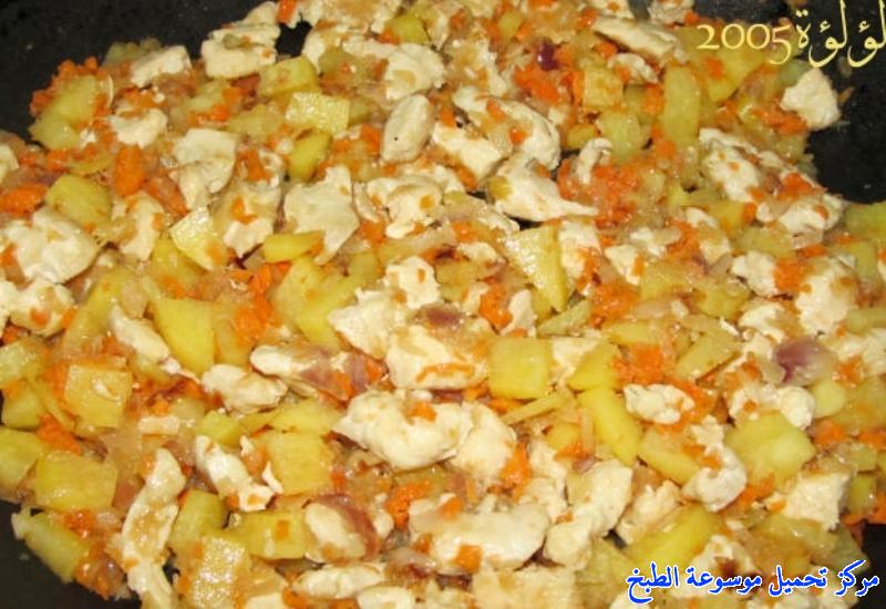 http://www.encyclopediacooking.com/upload_recipes_online/uploads/images_%D8%AD%D8%B4%D9%88%D8%A9-%D8%A7%D9%84%D8%AE%D8%B6%D8%A7%D8%B1-%D9%88%D8%A7%D9%84%D8%AF%D8%AC%D8%A7%D8%AC-%D9%84%D9%84%D8%B3%D9%86%D8%AF%D9%88%D9%8A%D8%B4%D8%A7%D8%AA-%D9%88%D8%A7%D9%84%D9%81%D8%B7%D8%A7%D9%8A%D8%B1-%D8%A8%D8%A7%D9%84%D8%B5%D9%88%D8%B1-%D8%AE%D8%B7%D9%88%D8%A9-%D8%AE%D8%B7%D9%88%D8%A93.jpg