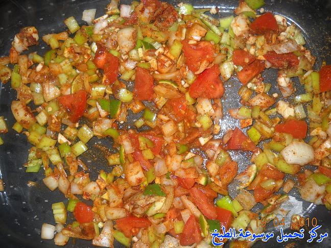 http://www.encyclopediacooking.com/upload_recipes_online/uploads/images_%D8%B7%D8%B1%D9%8A%D9%82%D8%A9-%D8%B9%D9%85%D9%84-%D8%B5%D9%8A%D9%86%D9%8A%D8%A9-%D8%A7%D9%84%D8%B3%D9%85%D9%83-%D9%81%D9%8A-%D8%A7%D9%84%D9%81%D8%B1%D9%86-%D8%A8%D8%A7%D9%84%D8%B5%D9%88%D8%B1.jpg