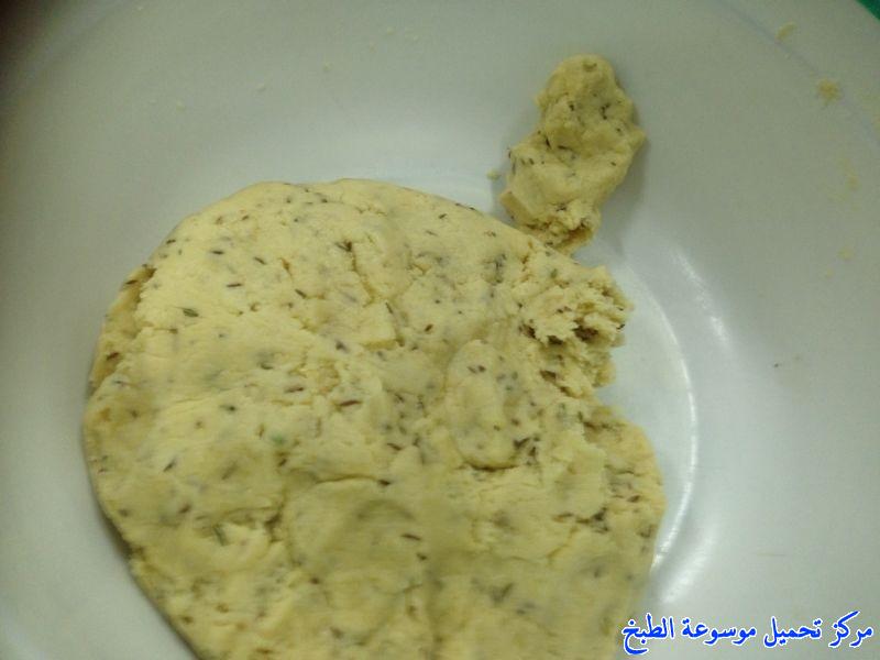 http://www.encyclopediacooking.com/upload_recipes_online/uploads/images_%D8%B7%D8%B1%D9%8A%D9%82%D8%A9-%D8%B9%D9%85%D9%84-%D9%85%D8%B9%D9%85%D9%88%D9%84-%D8%AA%D9%85%D8%B1-%D8%B7%D8%B1%D9%8A-%D9%88%D9%87%D8%B44.jpg