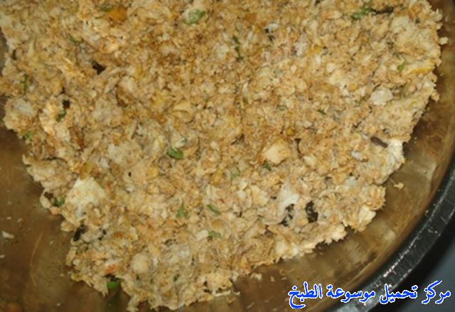 http://www.encyclopediacooking.com/upload_recipes_online/uploads/images_arabic-food-cooking-qatari-cuisine-recipe-5-%D8%B5%D9%88%D8%B1%D8%A9-%D8%A7%D9%83%D9%84%D8%A9-%D8%A7%D9%84%D8%AC%D8%B4%D9%8A%D8%AF-%D8%A7%D9%88-%D8%A7%D9%84%D9%82%D8%B4%D9%8A%D8%AF-%D8%A7%D9%84%D9%82%D8%B7%D8%B1%D9%8A%D8%A9.jpg