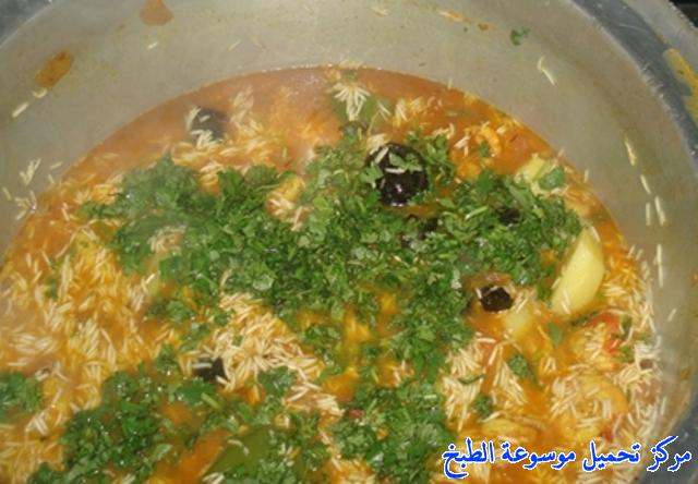 http://www.encyclopediacooking.com/upload_recipes_online/uploads/images_arabic-food-cooking-qatari-cuisine-recipe-9-%D8%B5%D9%88%D8%B1%D8%A9-%D8%A7%D9%83%D9%84%D8%A9-%D9%85%D8%AC%D8%A8%D9%88%D8%B3-%D8%B1%D8%A8%D9%8A%D8%A7%D9%86-%D8%A7%D9%84%D9%82%D8%B7%D8%B1%D9%8A%D8%A9.jpg