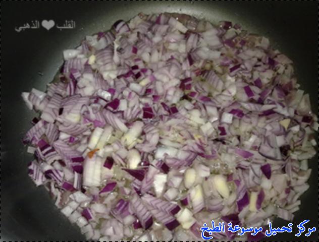 http://www.encyclopediacooking.com/upload_recipes_online/uploads/images_arabic-food-cooking-recipe-1-%D8%B5%D9%88%D8%B1%D8%A9-%D8%A7%D9%84%D9%85%D8%B1%D9%82%D9%88%D9%82-%D8%A8%D8%A7%D9%84%D8%AF%D8%AC%D8%A7%D8%AC.jpg