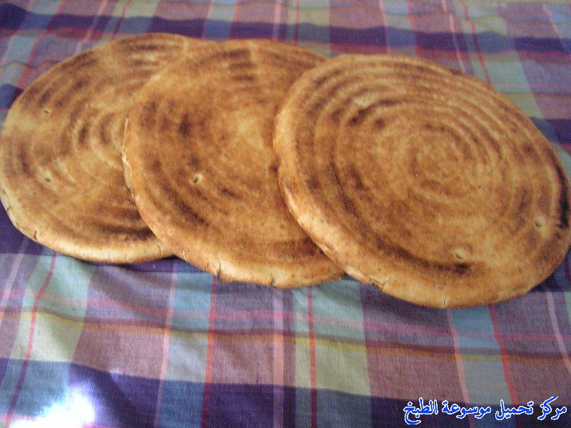 http://www.encyclopediacooking.com/upload_recipes_online/uploads/images_cooking-recipes-in-arabic-language-%D8%AE%D8%A8%D8%B2-%D8%A7%D9%84%D8%B7%D8%A7%D8%AC%D9%8A%D9%86-%D8%A7%D9%84%D8%AC%D8%B2%D8%A7%D8%A6%D8%B1%D9%8A-%D8%A8%D8%A7%D9%84%D8%B5%D9%88%D8%B12.jpg