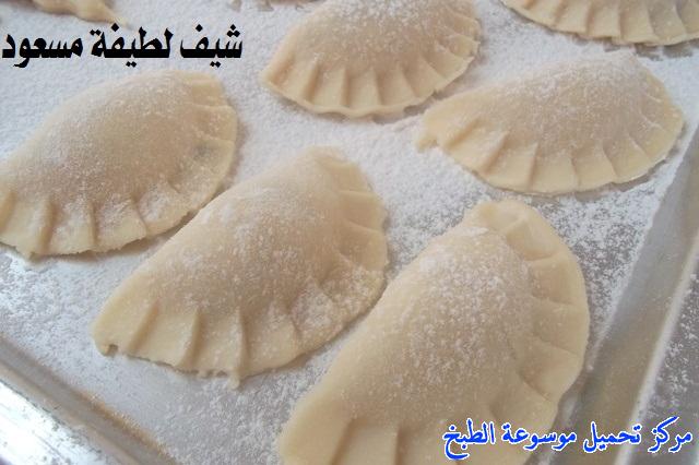 http://www.encyclopediacooking.com/upload_recipes_online/uploads/images_easy-cooking-samosa-recipes-in-arabic-%D8%B5%D9%88%D8%B1%D8%A9-%D8%B9%D9%85%D9%84-%D8%B3%D9%85%D8%A8%D9%88%D8%B3%D8%A9-%D9%84%D8%B7%D9%8A%D9%81%D8%A9-%D9%85%D8%B3%D8%B9%D9%88%D8%AF37.jpg