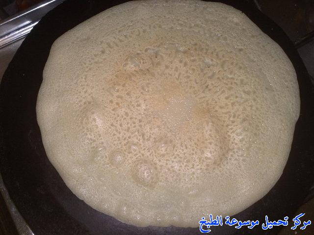 http://www.encyclopediacooking.com/upload_recipes_online/uploads/images_easy-egyptian-bread-cooking-food-dishes-recipes8.jpg