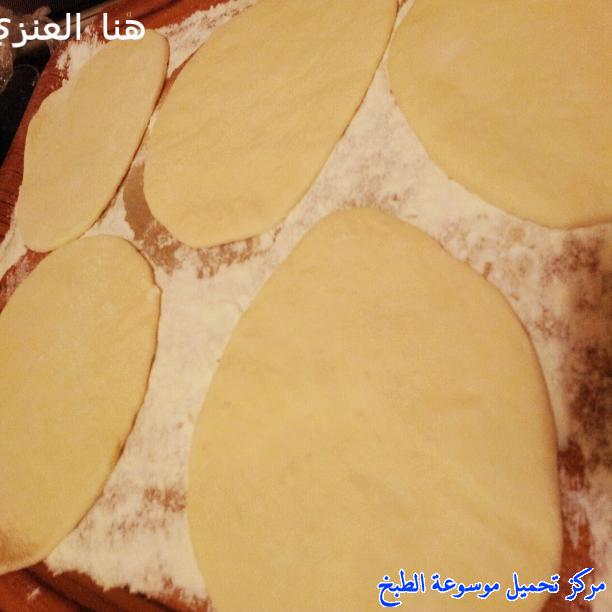 http://www.encyclopediacooking.com/upload_recipes_online/uploads/images_easy-egyptian-hawawshi-sandwiches-food-recipe-4-%D8%B5%D9%88%D8%B1-%D8%A7%D9%83%D9%84%D8%A9-%D9%88%D8%B5%D9%81%D8%A9-%D8%A7%D9%84%D8%AD%D9%88%D8%A7%D9%88%D8%B4%D9%89-%D8%A7%D9%84%D9%85%D8%B5%D8%B1%D9%8A.jpg