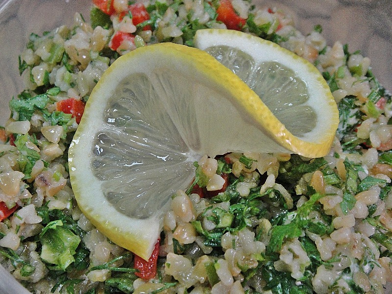 http://www.encyclopediacooking.com/upload_recipes_online/uploads/images_how-to-make-best-easy-homemade-freekeh-salad-recipe.jpg