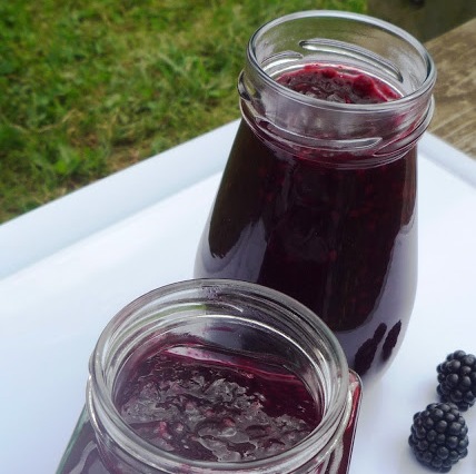 http://www.encyclopediacooking.com/upload_recipes_online/uploads/images_how-to-make-easy-blackberry-jam-recipe.jpg