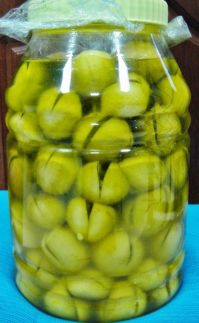 http://www.encyclopediacooking.com/upload_recipes_online/uploads/images_how-to-make-easy-homemade-lime-pickles-recipe-step-by-step7.jpg