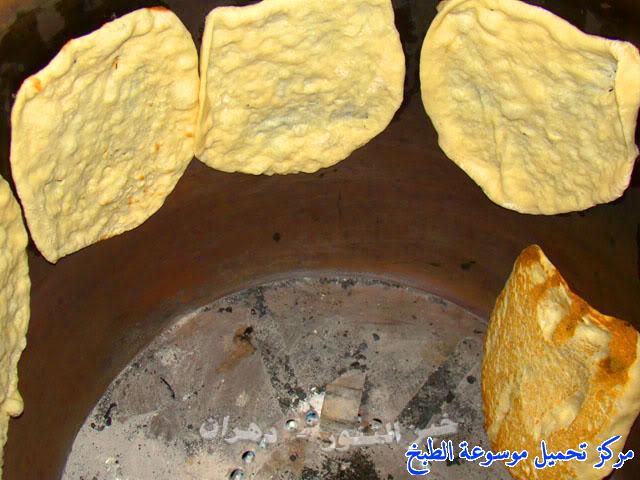 http://www.encyclopediacooking.com/upload_recipes_online/uploads/images_how-to-make-khubz-arabic-bread-recipe-%D8%B7%D8%B1%D9%8A%D9%82%D8%A9-%D9%88%D9%83%D9%8A%D9%81%D9%8A%D8%A9-%D8%B5%D9%86%D8%A7%D8%B9%D8%A9-%D8%A7%D9%84%D8%AE%D8%A8%D8%B2-%D9%81%D9%8A-%D8%A7%D9%84%D8%A8%D9%8A%D8%AA-%D8%A8%D8%A7%D9%84%D8%B5%D9%88%D8%B18.jpg