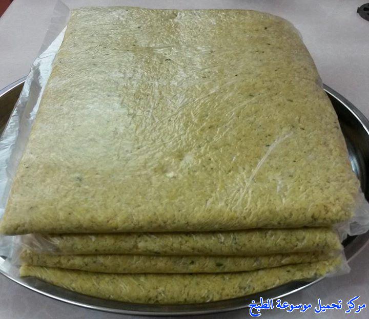 http://www.encyclopediacooking.com/upload_recipes_online/uploads/images_iraqi-food-recipes-5-%D8%B7%D8%B1%D9%8A%D9%82%D8%A9-%D8%B9%D9%85%D9%84-%D9%81%D9%84%D8%A7%D9%81%D9%84-%D8%B9%D8%B1%D8%A7%D9%82%D9%8A%D8%A9-%D8%A8%D8%A7%D9%84%D8%B5%D9%88%D8%B1.jpg