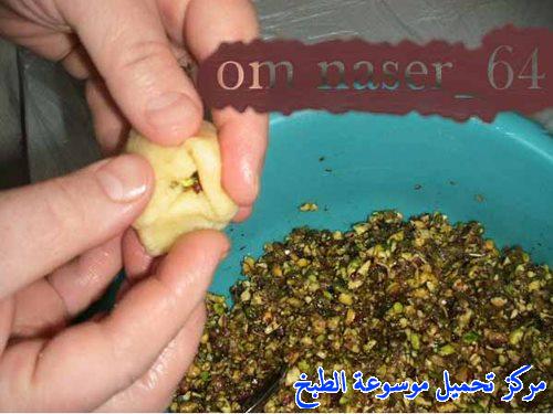 http://www.encyclopediacooking.com/upload_recipes_online/uploads/images_maamoul-recipe-in-arabic-%D9%85%D8%B9%D9%85%D9%88%D9%84-%D8%A8%D8%A7%D9%84%D8%AA%D9%85%D8%B1-%D9%88%D8%A7%D9%84%D9%81%D8%B3%D8%AA%D9%82-%D8%A7%D9%84%D8%AD%D9%84%D8%A8%D9%8A-%D9%88%D8%A7%D9%84%D8%AC%D9%88%D8%B221.jpg