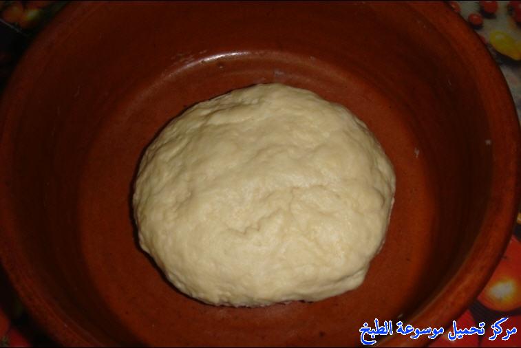 http://www.encyclopediacooking.com/upload_recipes_online/uploads/images_pizza-recipe-easy-%D8%B7%D8%B1%D9%8A%D9%82%D8%A9-%D8%B9%D9%85%D9%84-%D8%A7%D9%84%D8%A8%D9%8A%D8%AA%D8%B2%D8%A7-%D8%A7%D9%84%D8%B1%D8%A7%D8%A6%D8%B9%D8%A9-%D9%88%D8%A7%D9%84%D9%84%D8%B0%D9%8A%D8%B0%D8%A9-%D8%A8%D8%A7%D9%84%D8%B5%D9%88%D8%B16.jpg