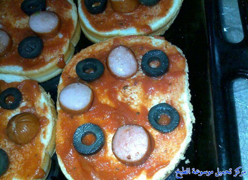 http://www.encyclopediacooking.com/upload_recipes_online/uploads/images_pizza-toast-recipe-oven-%D8%A8%D9%8A%D8%AA%D8%B2%D8%A7-%D8%A7%D9%84%D8%AA%D9%88%D8%B3%D8%AA-%D8%A7%D9%84%D8%B3%D8%B1%D9%8A%D8%B9%D9%87-%D8%A8%D8%A7%D9%84%D8%B5%D9%88%D8%B16.jpg