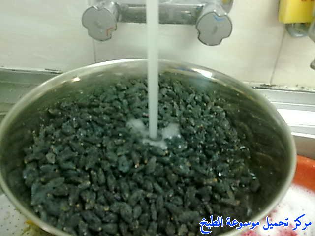 http://www.encyclopediacooking.com/upload_recipes_online/uploads/images_raisin-yemeni-cooking-food-dishes-recipes-pictures-%D8%A7%D9%84%D8%B2%D8%A8%D9%8A%D8%A8-%D8%A7%D9%84%D9%8A%D9%85%D9%86%D9%8A4.jpg