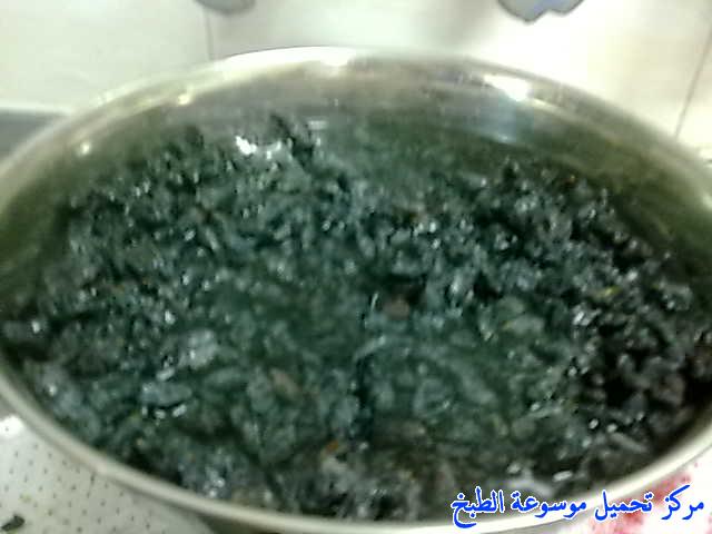http://www.encyclopediacooking.com/upload_recipes_online/uploads/images_raisin-yemeni-cooking-food-dishes-recipes-pictures-%D8%A7%D9%84%D8%B2%D8%A8%D9%8A%D8%A8-%D8%A7%D9%84%D9%8A%D9%85%D9%86%D9%8A5.jpg
