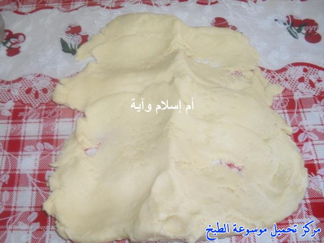 http://www.encyclopediacooking.com/upload_recipes_online/uploads/images_recette-cuisine-tunisienne-en-arabe-%D8%A7%D9%84%D9%83%D9%8A%D8%B4-%D8%A8%D8%A7%D9%84%D8%AA%D9%88%D9%86%D8%A9-%D9%88%D8%A7%D9%84%D8%A8%D8%B4%D8%A7%D9%85%D9%8A%D9%843.jpg