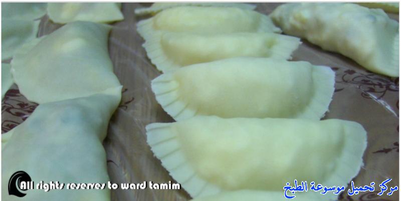 http://www.encyclopediacooking.com/upload_recipes_online/uploads/images_samosa-recipe-%D8%A7%D9%84%D8%B3%D9%85%D8%A8%D9%88%D8%B3%D9%87-%D8%A7%D9%84%D8%A8%D9%81-%D8%A7%D9%84%D9%85%D9%86%D8%B2%D9%84%D9%8A-%D8%A8%D8%A7%D9%84%D8%B5%D9%88%D8%B119.jpg