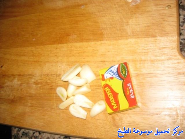 http://www.encyclopediacooking.com/upload_recipes_online/uploads/images_sudanese-cooking-recipes-%D9%85%D9%84%D8%A7%D8%AD-%D8%A7%D9%85-%D8%B1%D9%82%D9%8A%D9%82%D8%A9-%D8%A8%D8%A7%D9%84%D8%B5%D9%88%D8%B12.jpg