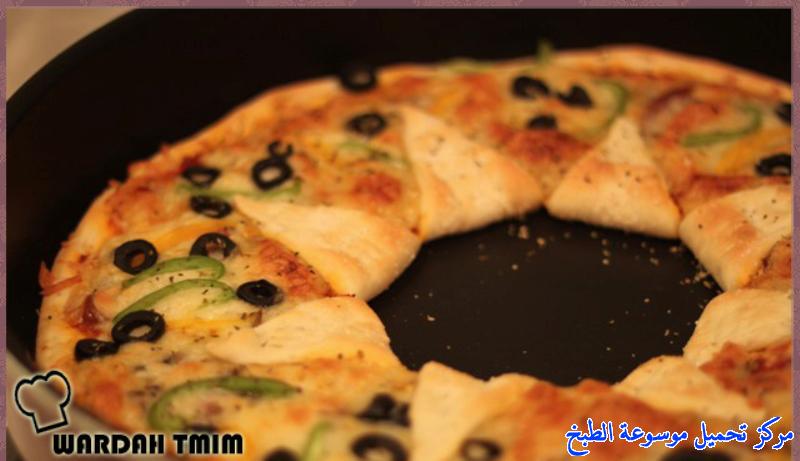 -how to make pizza step by step picturesطريقة عمل بيتزا الشمس من مطبخ ورد تميم بالصور خطوة بخطوة