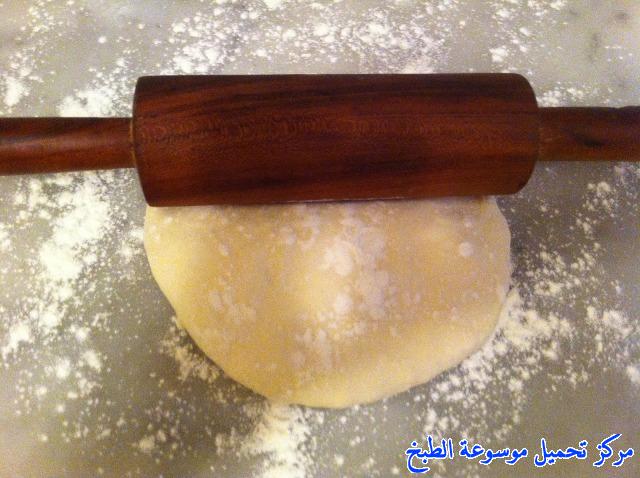 http://www.encyclopediacooking.com/upload_recipes_online/uploads/images_syrian-food-dessert-recipes-in-arabic-%D8%A7%D9%83%D9%84%D8%A9-%D8%B7%D8%B7%D8%B1-%D8%A8%D8%B1%D9%83-%D8%B9%D9%84%D9%89-%D8%A7%D9%84%D8%B7%D8%B1%D9%8A%D9%82%D8%A9-%D8%A7%D9%84%D8%AF%D9%85%D8%B4%D9%82%D9%8A%D8%A9-%D8%A7%D9%84%D8%B3%D9%88%D8%B1%D9%8A%D8%A9-%D8%A8%D8%A7%D9%84%D8%B5%D9%88%D8%B17.jpg