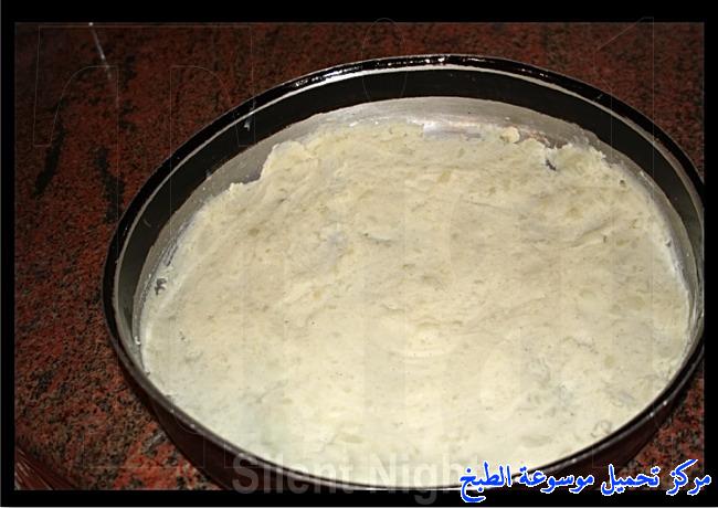 http://www.encyclopediacooking.com/upload_recipes_online/uploads/images_toast-bread-recipe-in-arabic-%D8%B5%D9%8A%D9%86%D9%8A%D8%A9-%D8%A7%D9%84%D8%AA%D9%88%D8%B3%D8%AA-%D8%A8%D8%A7%D9%84%D8%AF%D8%AC%D8%A7%D8%AC-%D9%84%D8%B0%D9%8A%D8%B0%D9%87-%D8%A8%D8%A7%D9%84%D8%B5%D9%88%D8%B111.jpg