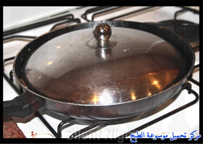 http://www.encyclopediacooking.com/upload_recipes_online/uploads/images_toast-bread-recipe-in-arabic-%D8%B5%D9%8A%D9%86%D9%8A%D8%A9-%D8%A7%D9%84%D8%AA%D9%88%D8%B3%D8%AA-%D8%A8%D8%A7%D9%84%D8%AF%D8%AC%D8%A7%D8%AC-%D9%84%D8%B0%D9%8A%D8%B0%D9%87-%D8%A8%D8%A7%D9%84%D8%B5%D9%88%D8%B17.jpg