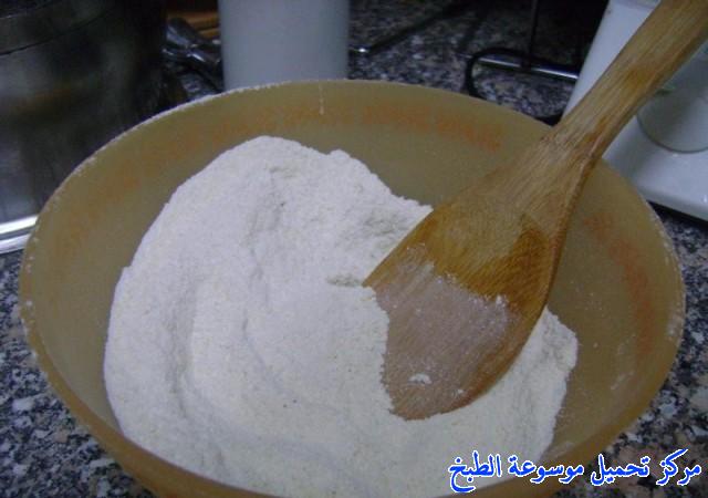 http://www.encyclopediacooking.com/upload_recipes_online/uploads/images_yemeni-cake-cooking-food-dishes-recipes-pictures4-%D9%83%D9%8A%D9%83%D8%A9-%D8%A7%D9%84%D8%B1%D9%88%D8%A7%D9%86%D9%8A-%D8%A7%D9%84%D9%8A%D9%85%D9%86%D9%8A.jpg