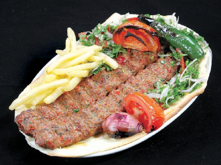 صور وصفة طريقة عمل اضنة كباب من المطبخ التركي arabic lamb kebab recipe