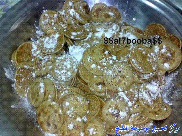 al massabeb recipes in arabic-طريقة عمل المصابيب الحلوة السعودية وتسمى المراصيع - المراقيش - المصابيب - الرغفان - مراهيف