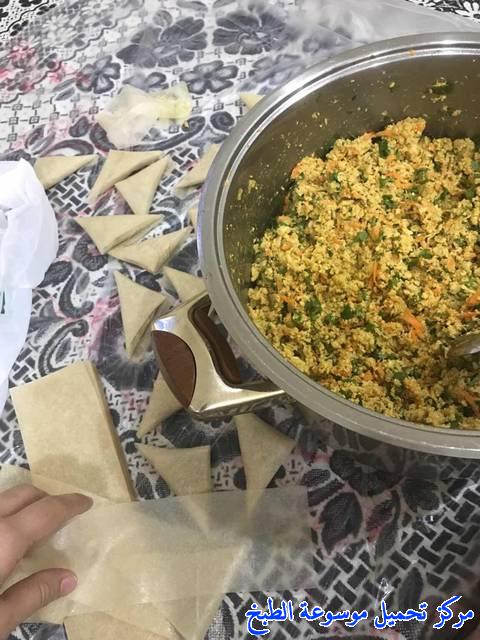 صور طريقة ألذ حشوة سمبوسة دجاج جدا سهله ولذيذه