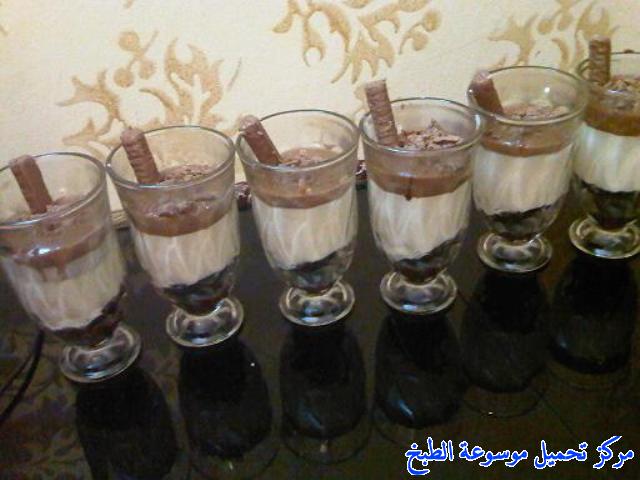 صورة وصفة كيفية طريقة تحضير وعمل وصفات حلى الكاسات - حلى كاسات الجالكسي بالاوريو والكريمه سهل وسريع ولذيذ pictures arabian sweet cup desserts recipes in arabic easy