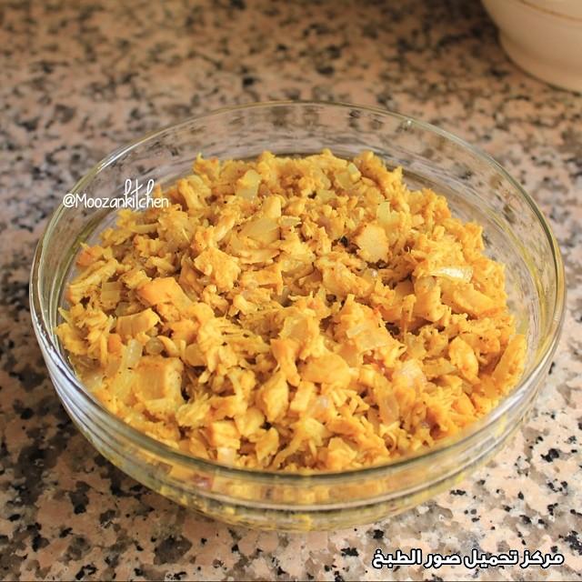 صور طريقة ألذ حشوة دجاج مسلوق ومقطع لذيذه وسهله