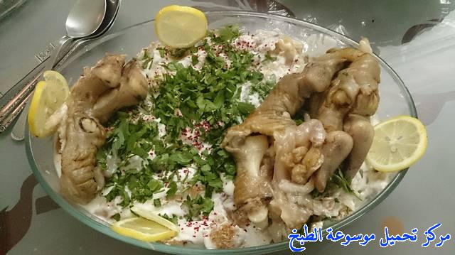 صور وصفة طريقة عمل وطبخ أكلة فتة مقادم باللبن ( المقادم ،الهرقمة ,الباجة ,الكرعين ,الهركمة,الكراعين,شوربة العظام,kaware3,trotter soup)