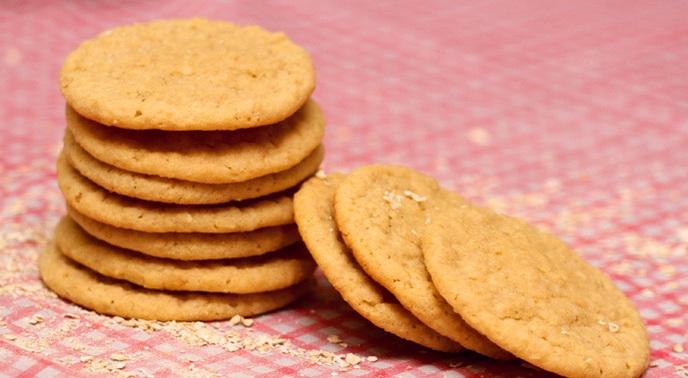 صورة وصفة كيفية طريقة اطباق واكلات عمل البسكويت فروحة الامارات بالصور سهله وسريعه ولذيذة