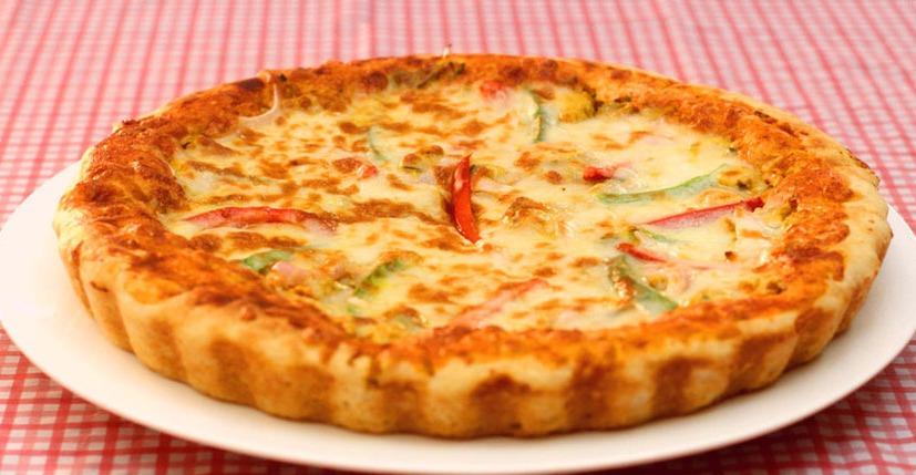 صورة وصفة كيفية طريقة اطباق واكلات عمل البيتزا فروحة الامارات بالصور سهله وسريعه ولذيذة