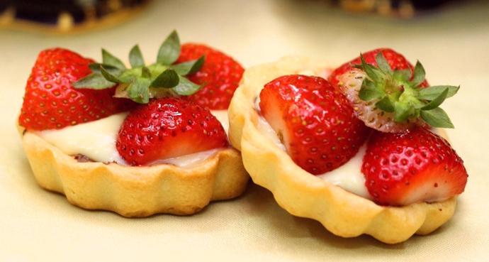 صورة وصفة كيفية طريقة اطباق واكلات عمل التارت فروحة الامارات بالصور سهله وسريعه ولذيذة