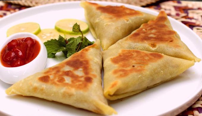 صورة وصفة كيفية طريقة اطباق واكلات عمل السمبوسة فروحة الامارات بالصور سهله وسريعه ولذيذة