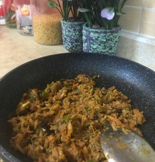 http://www.encyclopediacooking.com/food-recipes-photos/arabic-food-cooking-recipes-in-arabic-how-to-make-tuna-stuffed-filling26.jpg