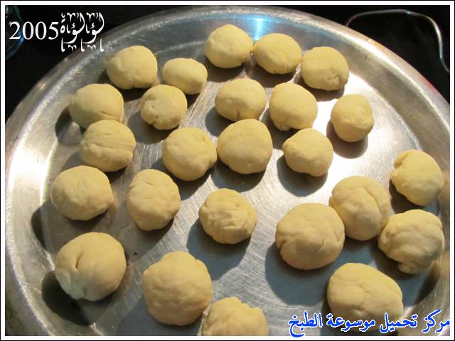 http://www.encyclopediacooking.com/upload_recipes_online/uploads/images_easy-cooking-samosa-recipes-in-arabic-%D8%B5%D9%88%D8%B1%D8%A9-%D8%B7%D8%B1%D9%8A%D9%82%D8%A9-%D8%B9%D9%85%D9%84-%D8%A7%D9%84%D8%B3%D9%85%D8%A8%D9%88%D8%B3%D8%A9-%D8%A7%D9%84%D8%A8%D9%81.jpg
