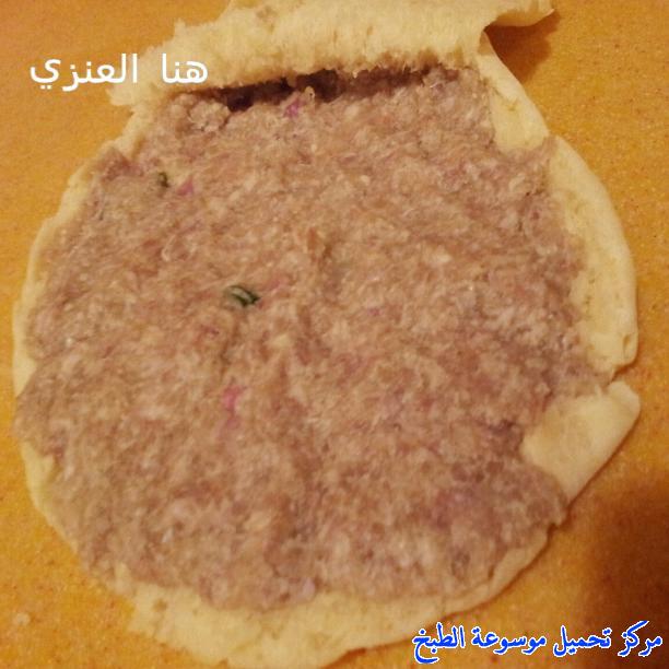 http://www.encyclopediacooking.com/upload_recipes_online/uploads/images_easy-egyptian-hawawshi-sandwiches-food-recipe-9-%D8%B5%D9%88%D8%B1-%D8%A7%D9%83%D9%84%D8%A9-%D9%88%D8%B5%D9%81%D8%A9-%D8%A7%D9%84%D8%AD%D9%88%D8%A7%D9%88%D8%B4%D9%89-%D8%A7%D9%84%D9%85%D8%B5%D8%B1%D9%8A.jpg