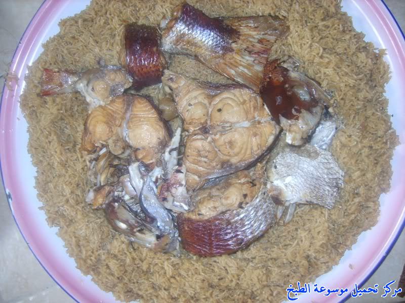 http://www.encyclopediacooking.com/upload_recipes_online/uploads/images_fish-sayadieh-recipe-in-arabic-%D8%B5%D9%8A%D8%A7%D8%AF%D9%8A%D8%A9-%D8%A7%D9%84%D8%B3%D9%85%D9%83-%D8%A7%D9%84%D8%AD%D8%AC%D8%A7%D8%B2%D9%8A%D8%A915.jpg