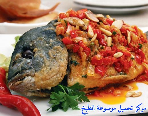 http://www.encyclopediacooking.com/upload_recipes_online/uploads/images_fish-with-vigetable%D8%B3%D9%85%D9%83%D8%A9-%D8%AD%D8%A7%D8%B1%D8%A9-%D8%B9%D9%84%D9%8A-%D8%A7%D9%84%D8%B7%D8%B1%D9%8A%D9%82%D8%A9-%D8%A7%D9%84%D9%84%D8%A8%D9%86%D8%A7%D9%86%D9%8A%D8%A9.jpg