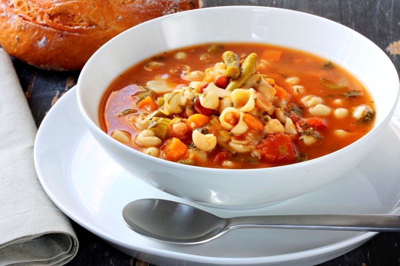 http://www.encyclopediacooking.com/upload_recipes_online/uploads/images_how-to-make-homemade-italian-minestrone-soup-recipe.jpg