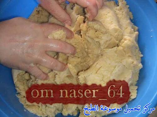 http://www.encyclopediacooking.com/upload_recipes_online/uploads/images_maamoul-recipe-in-arabic-%D9%85%D8%B9%D9%85%D9%88%D9%84-%D8%A8%D8%A7%D9%84%D8%AA%D9%85%D8%B1-%D9%88%D8%A7%D9%84%D9%81%D8%B3%D8%AA%D9%82-%D8%A7%D9%84%D8%AD%D9%84%D8%A8%D9%8A-%D9%88%D8%A7%D9%84%D8%AC%D9%88%D8%B214.jpg
