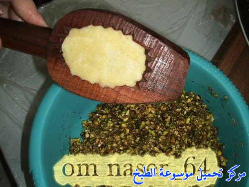 http://www.encyclopediacooking.com/upload_recipes_online/uploads/images_maamoul-recipe-in-arabic-%D9%85%D8%B9%D9%85%D9%88%D9%84-%D8%A8%D8%A7%D9%84%D8%AA%D9%85%D8%B1-%D9%88%D8%A7%D9%84%D9%81%D8%B3%D8%AA%D9%82-%D8%A7%D9%84%D8%AD%D9%84%D8%A8%D9%8A-%D9%88%D8%A7%D9%84%D8%AC%D9%88%D8%B223.jpg