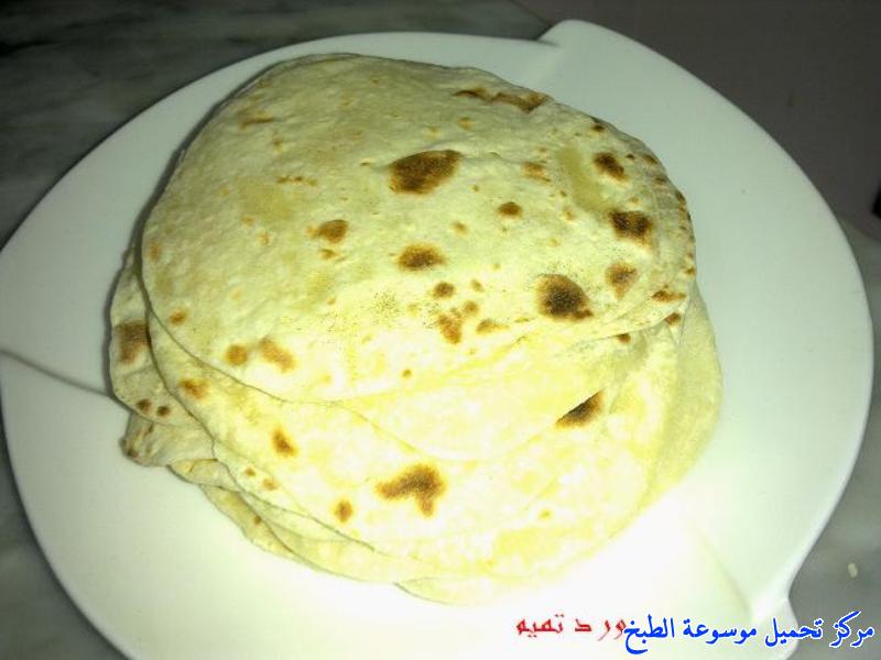 http://www.encyclopediacooking.com/upload_recipes_online/uploads/images_shawarma-chicken-sandwich-%D8%B4%D8%A7%D9%88%D8%B1%D9%85%D8%A7-%D8%A7%D9%84%D8%AF%D8%AC%D8%A7%D8%AC-%D8%A8%D8%A7%D9%84%D8%A8%D9%8A%D8%AA-%D8%A8%D8%A7%D9%84%D8%B5%D9%88%D8%B13.jpg